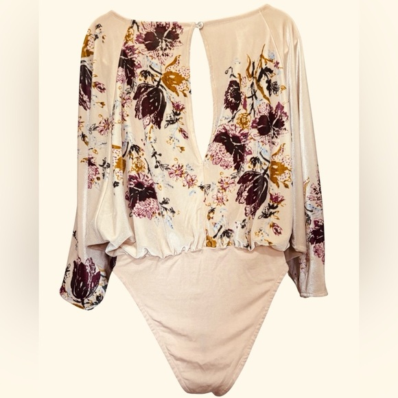Intimately Free People Floral Babe Slouchy Velvet Dolman Bodysuit - Size XS - Picture 6 of 6